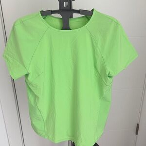 Lululemon Lightweight Stretch Run Short Sleeve Shirt Size 6